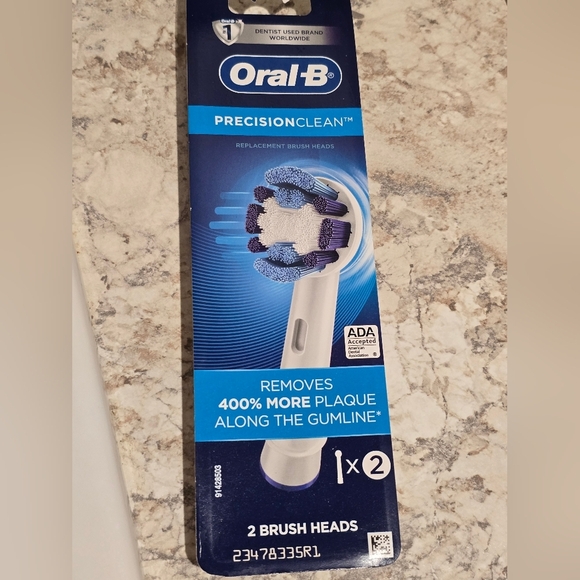 Oral-B Precision Clean Replacement Brush Heads, 2 Count - Picture 1 of 3